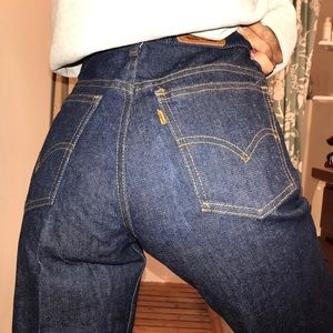 Size 28 701 Levi’s!